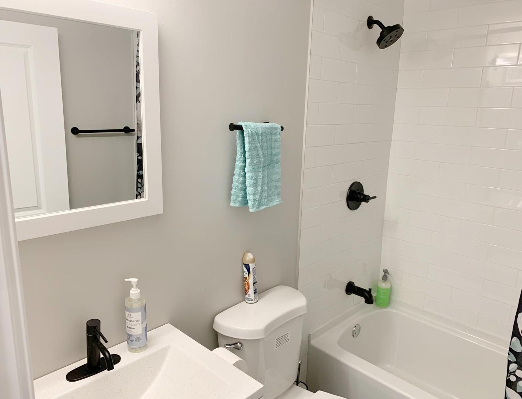 Charming 3Br 2Ba With Private Patio Lejlighed Philadelphia Eksteriør billede