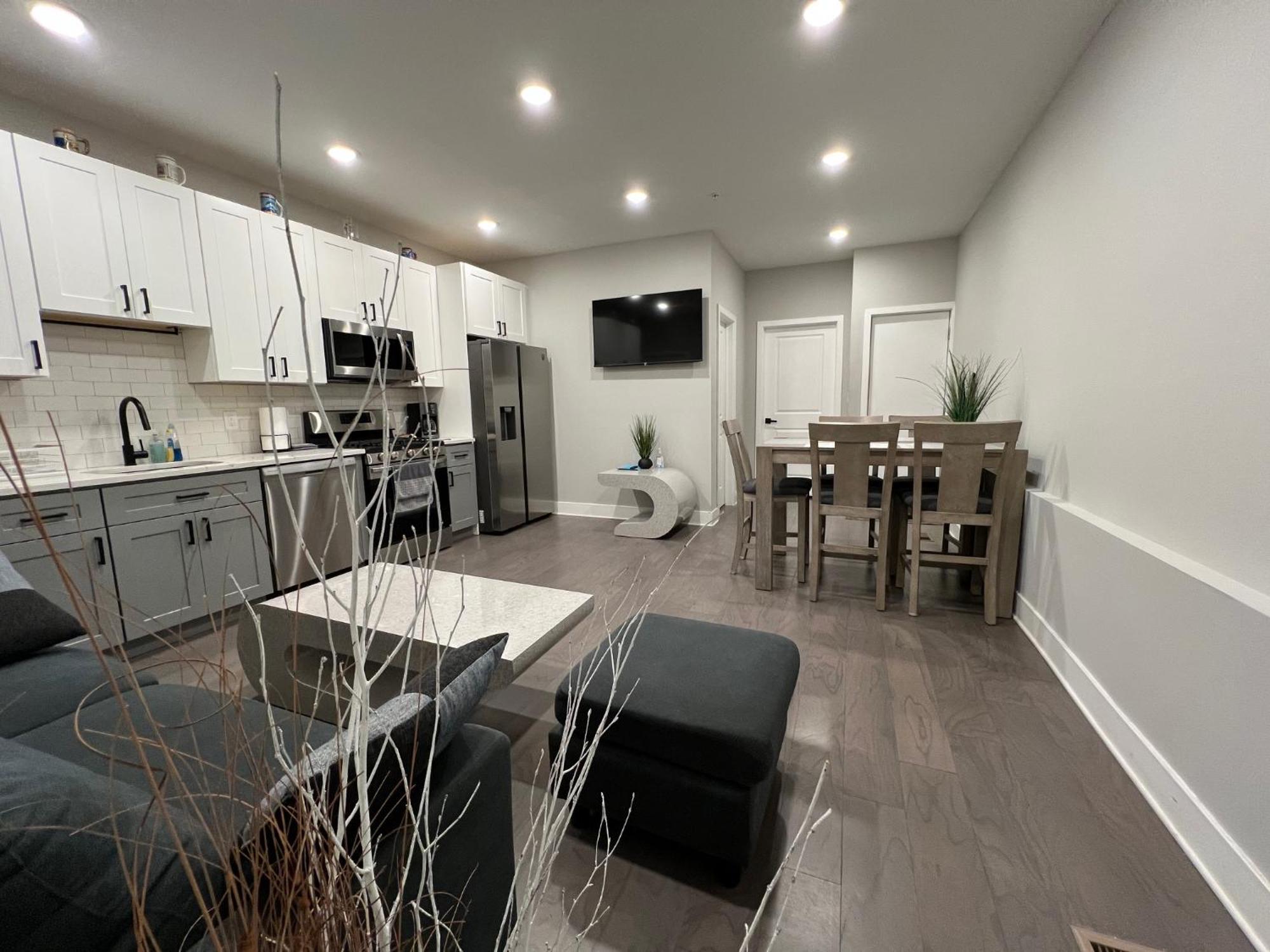 Charming 3Br 2Ba With Private Patio Lejlighed Philadelphia Eksteriør billede